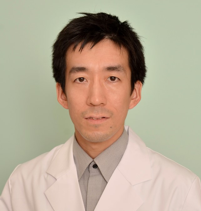 高松学先生 写真